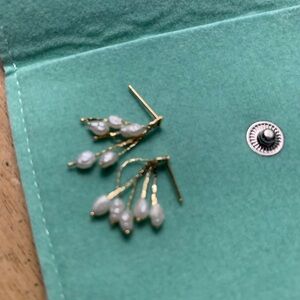 14 kt gold estate rice pearls earrings